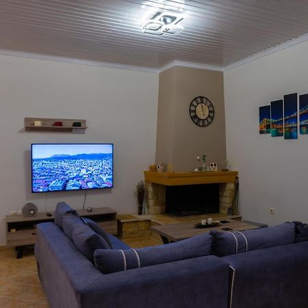 G.R Luxury Apartment Kalligoni Exteriér fotografie